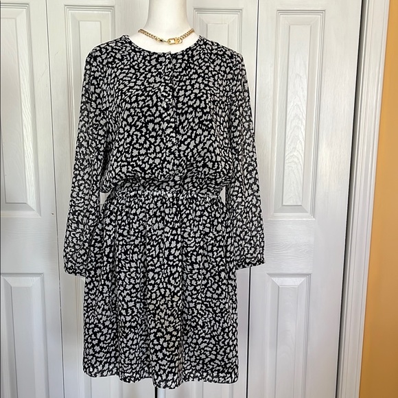club monaco black and white dress Club Monaco Black & White Floral Sleeveless